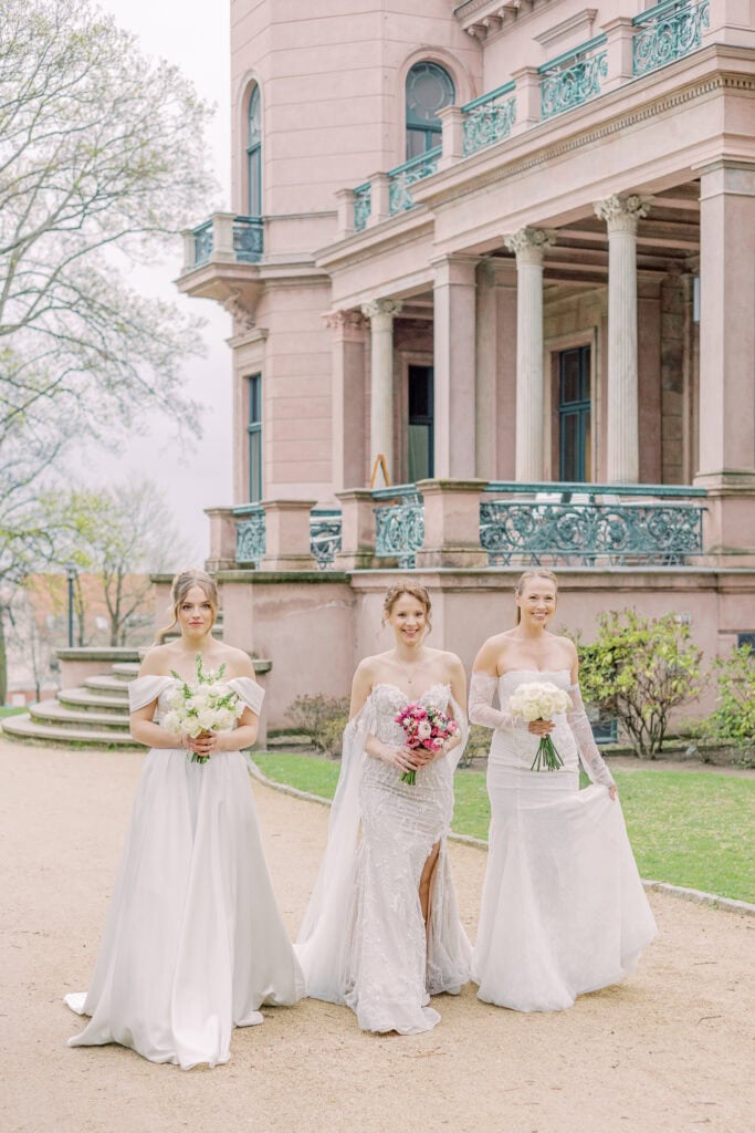 Schloss Biesdorf Bride